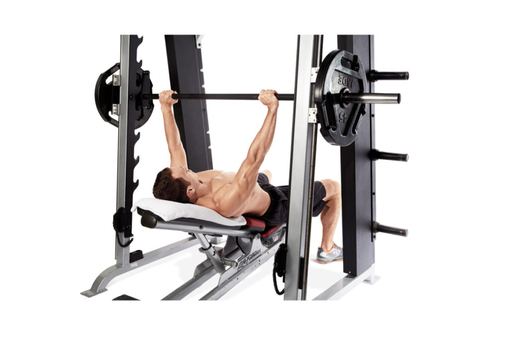 smith machine incline bench جدول تمرين العضلة مرتين في الاسبوع